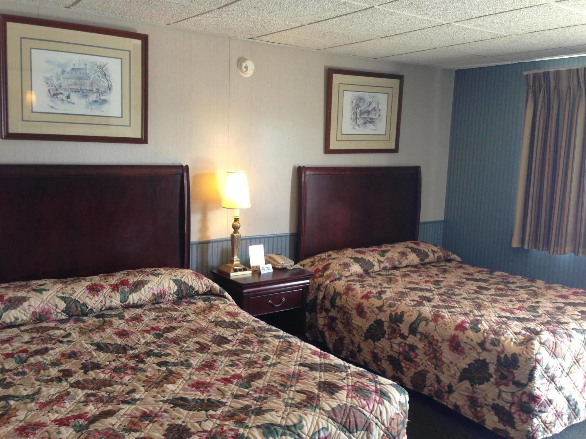 Cadet Motor Inn - Coldwater Extérieur photo